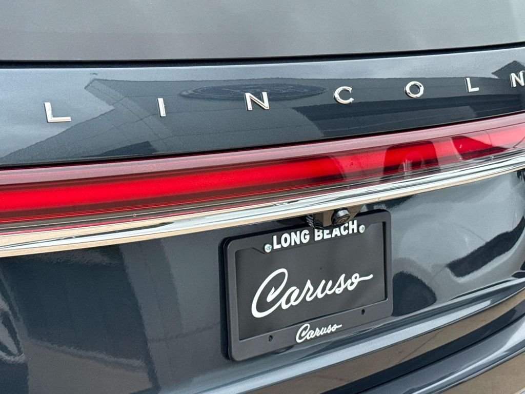 Certified Used 2023 Blue Metallic Lincoln Reserve image 7