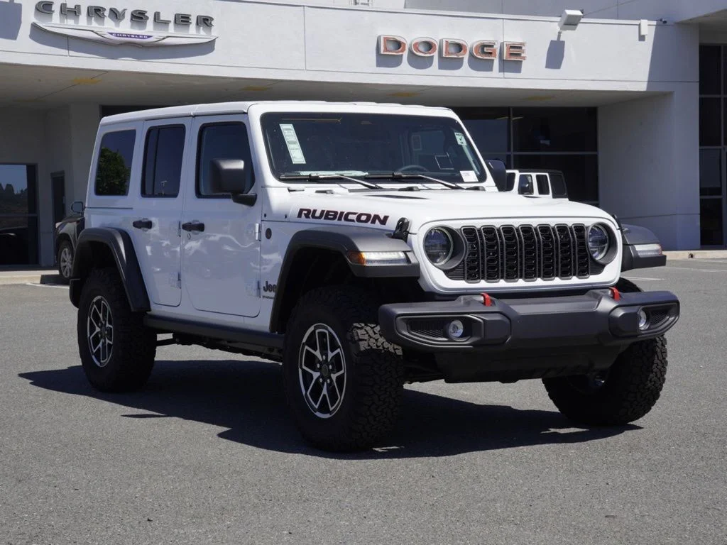New 2026 Bright White Clear-Coat Exterior Paint Jeep Rubicon image 1
