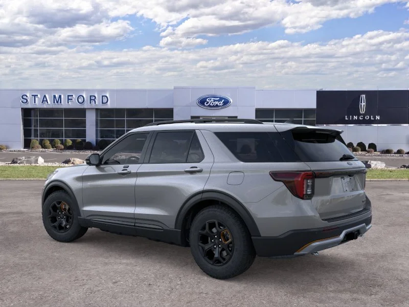 New 2026 Carbonized Gray Metallic Ford Tremor® image 4