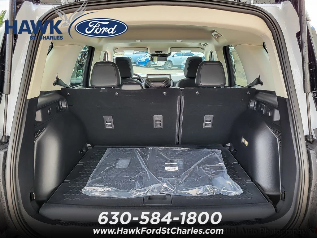 New 2025 Oxford White Ford Outer Banks® image 16
