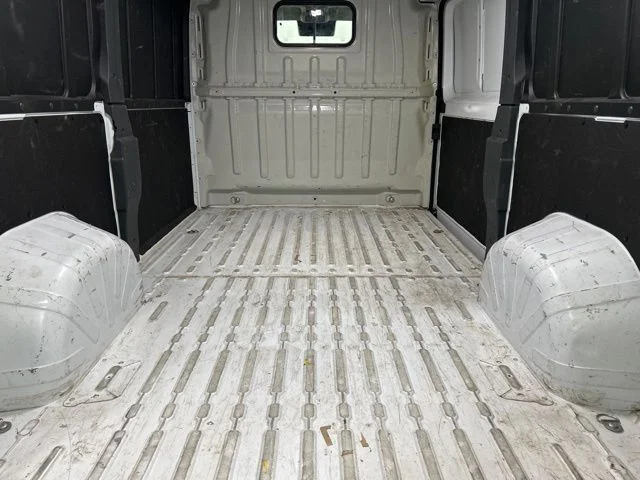 Used 2025 White Ram Base image 21