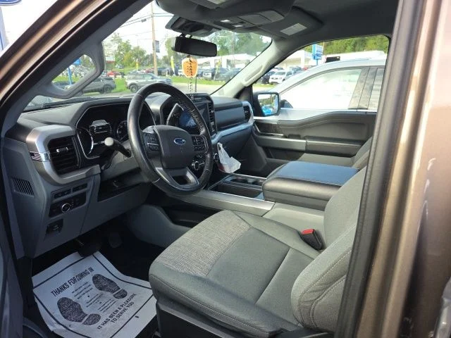 Used 2022 Gray Ford XLT image 5