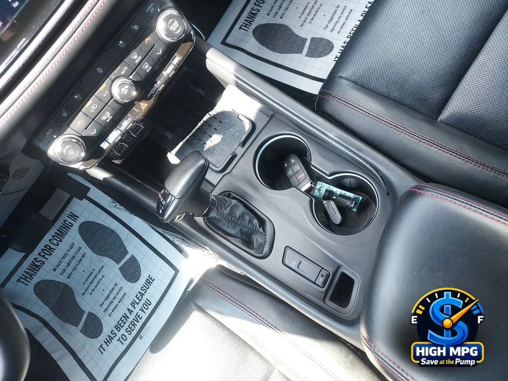 Used 2025 White/off-white Dodge R/T Plus image 14