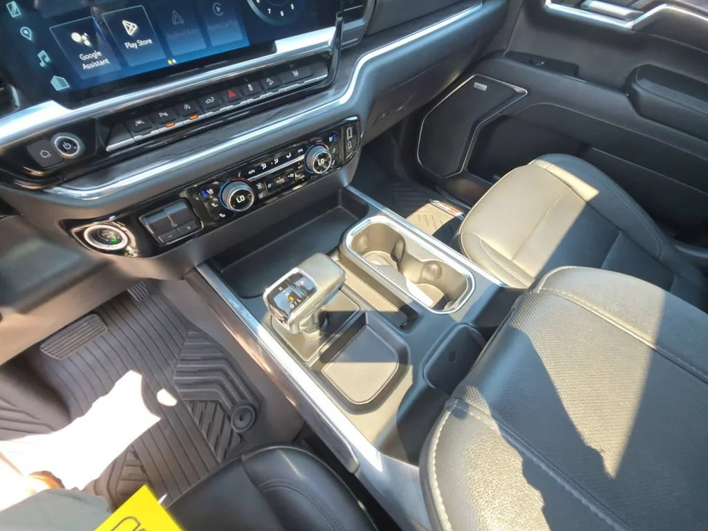 Used 2023 Summit White Chevrolet LTZ image 18