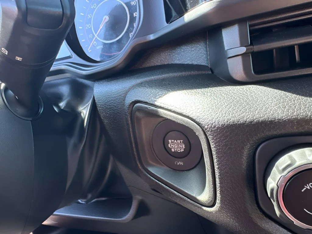 Used 2024 Red Jeep Sport S image 16