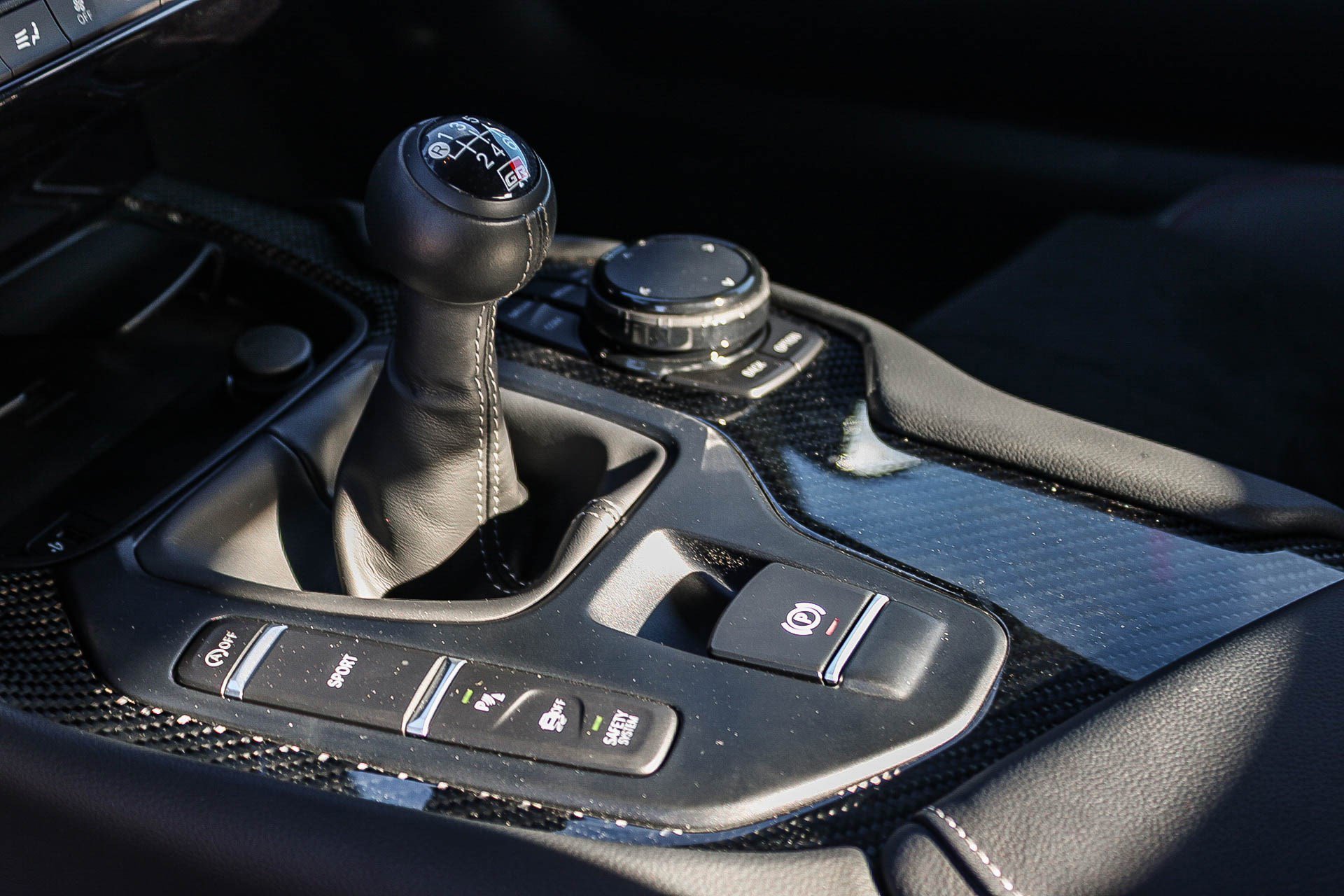 2024 Toyota Supra - Photo 18