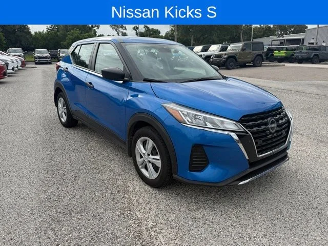2024 Nissan Kicks S