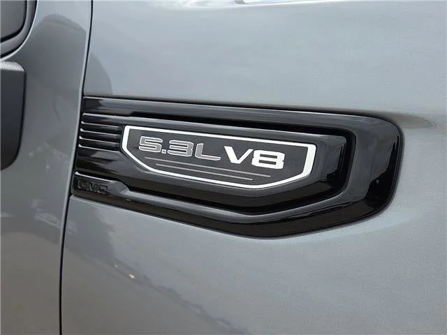 New 2026 Sterling Metallic GMC Elevation image 8