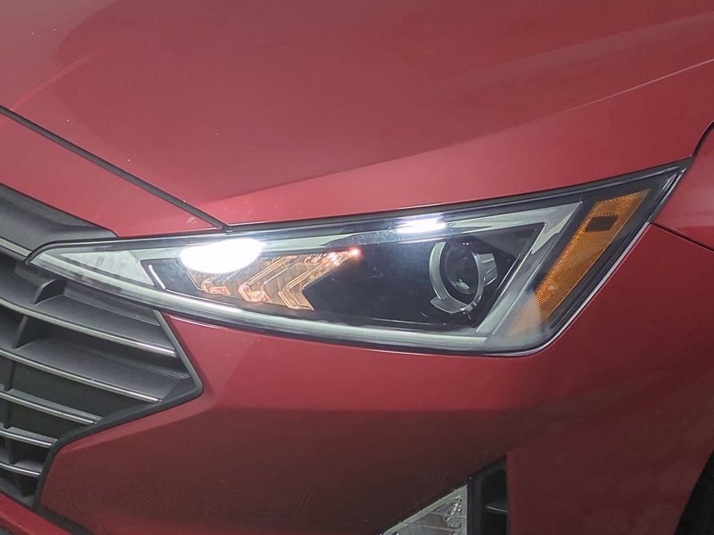 2019 Hyundai Elantra SE - Photo 10