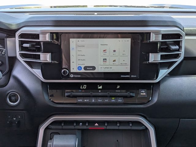 Used 2024  Toyota SR5 image 19