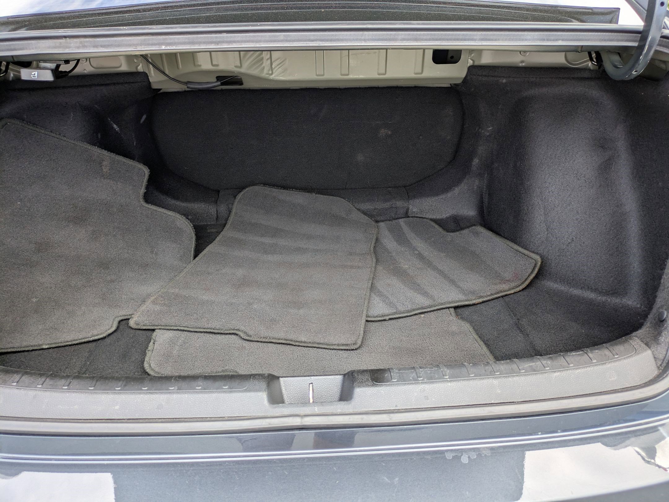 Used 2024 Gray Metallic Honda LX image 28
