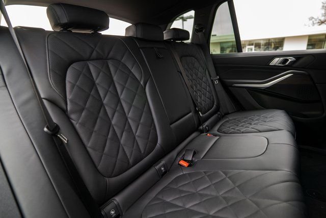 Certified Used 2026 Black Sapphire Metallic BMW xDrive40i image 35