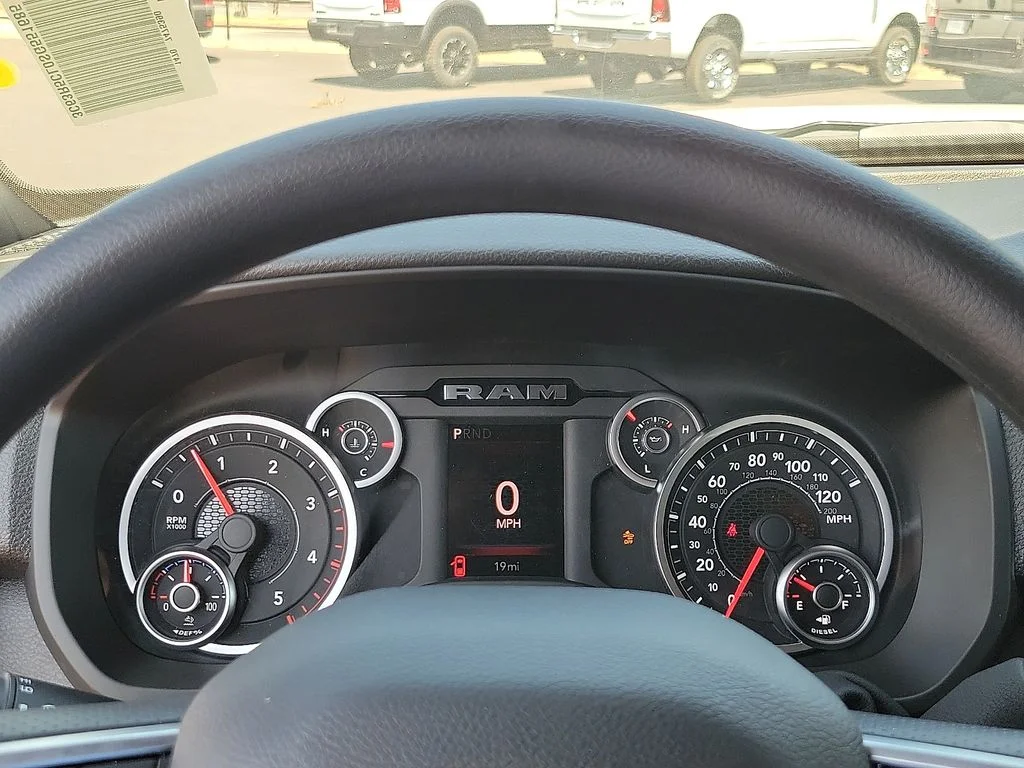 2025 RAM 2500 Tradesman - Photo 19