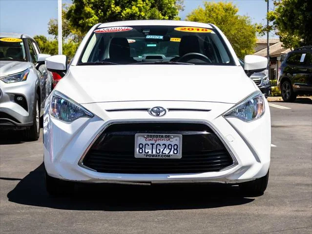 Certified Used 2018 FROST Toyota  image 2