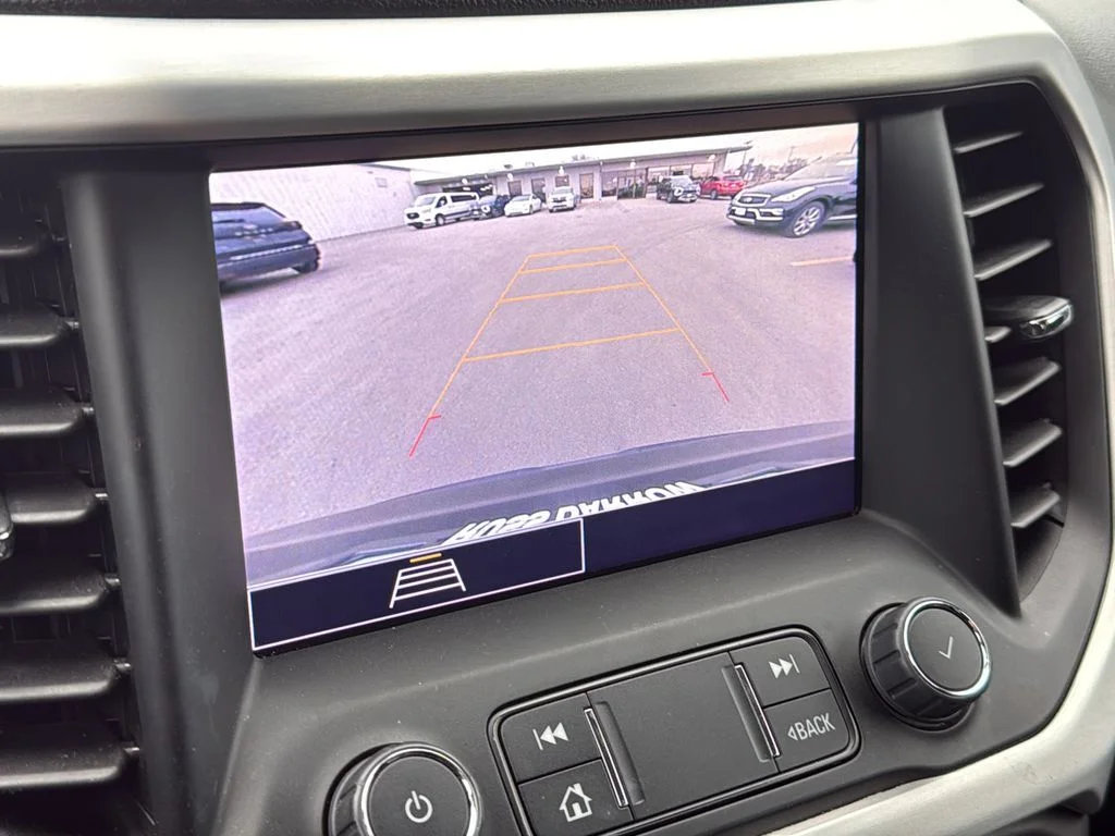 Used 2023 Black GMC SLE image 10