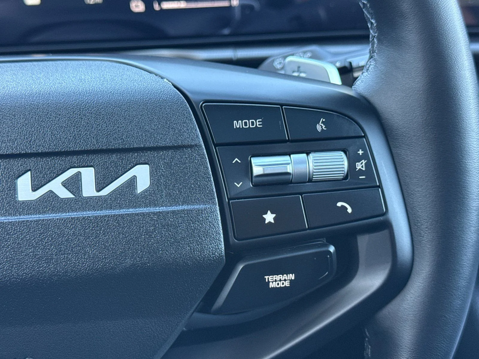 New 2026 Gray Kia EX image 27