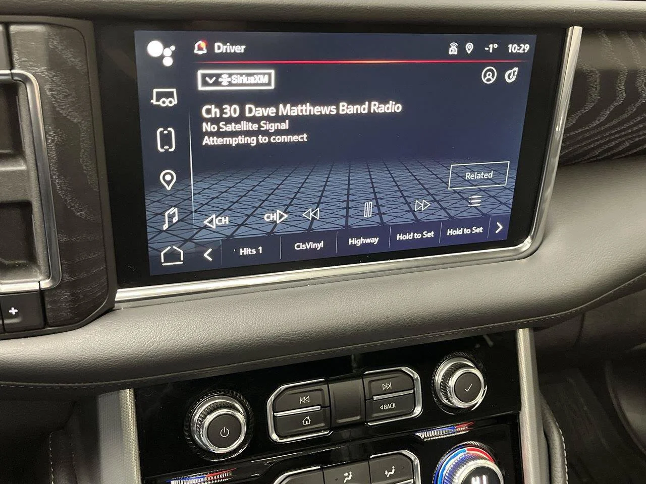 2023 GMC Yukon Denali - Photo 18