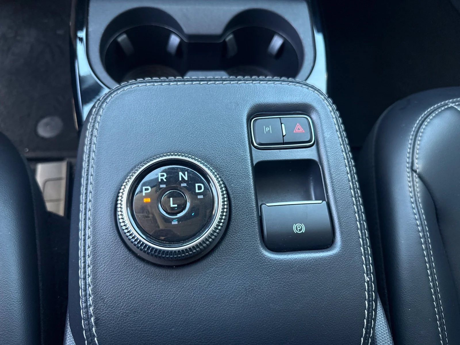 Used 2022 Gray Ford Select image 14