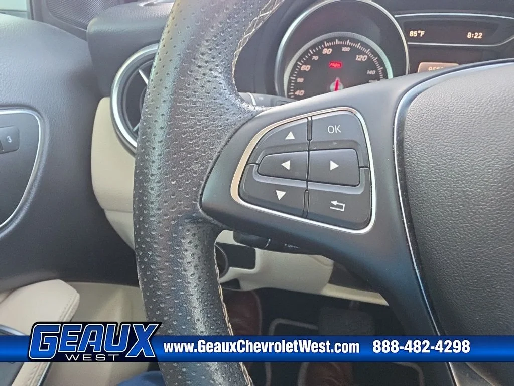 Used 2019 White Mercedes-Benz GLA 250 image 18