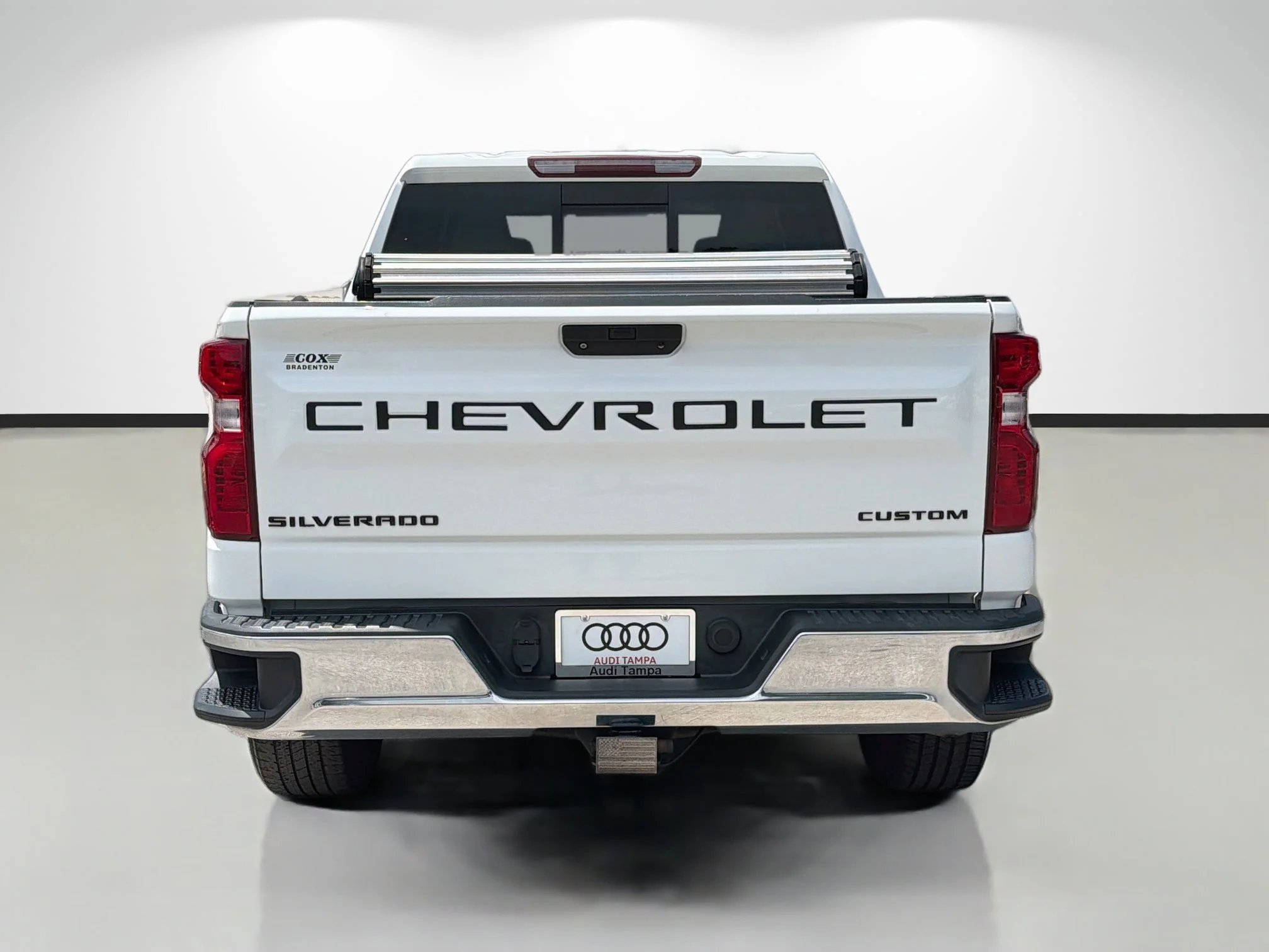 Used 2020 Summit White Chevrolet LT image 4