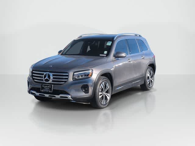 Used 2025 Mountain Grey Metallic Mercedes-Benz GLB 250 image 4