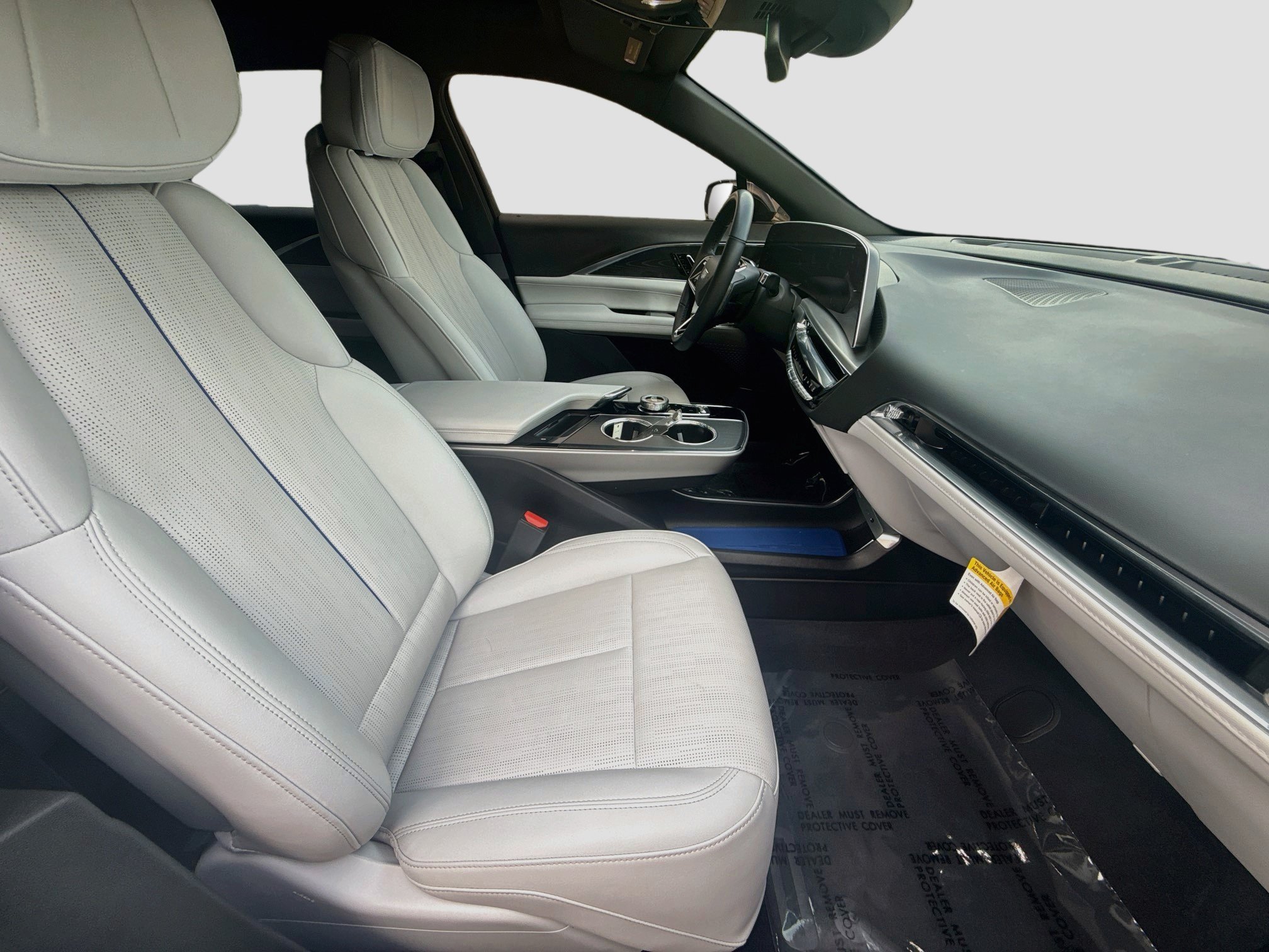 Used 2024 Emerald Lake Metallic Cadillac Sport image 29
