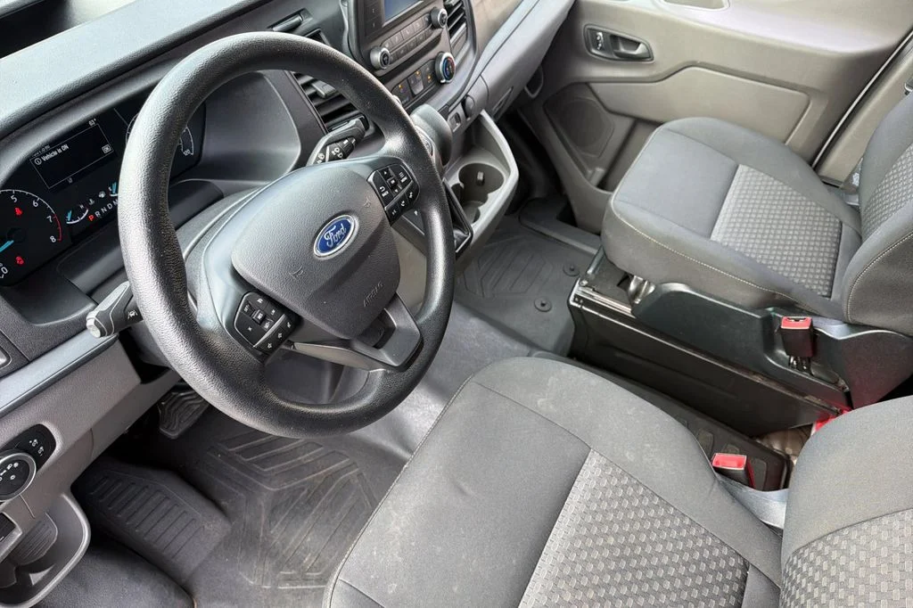 Used 2023 Oxford White Ford Base image 12
