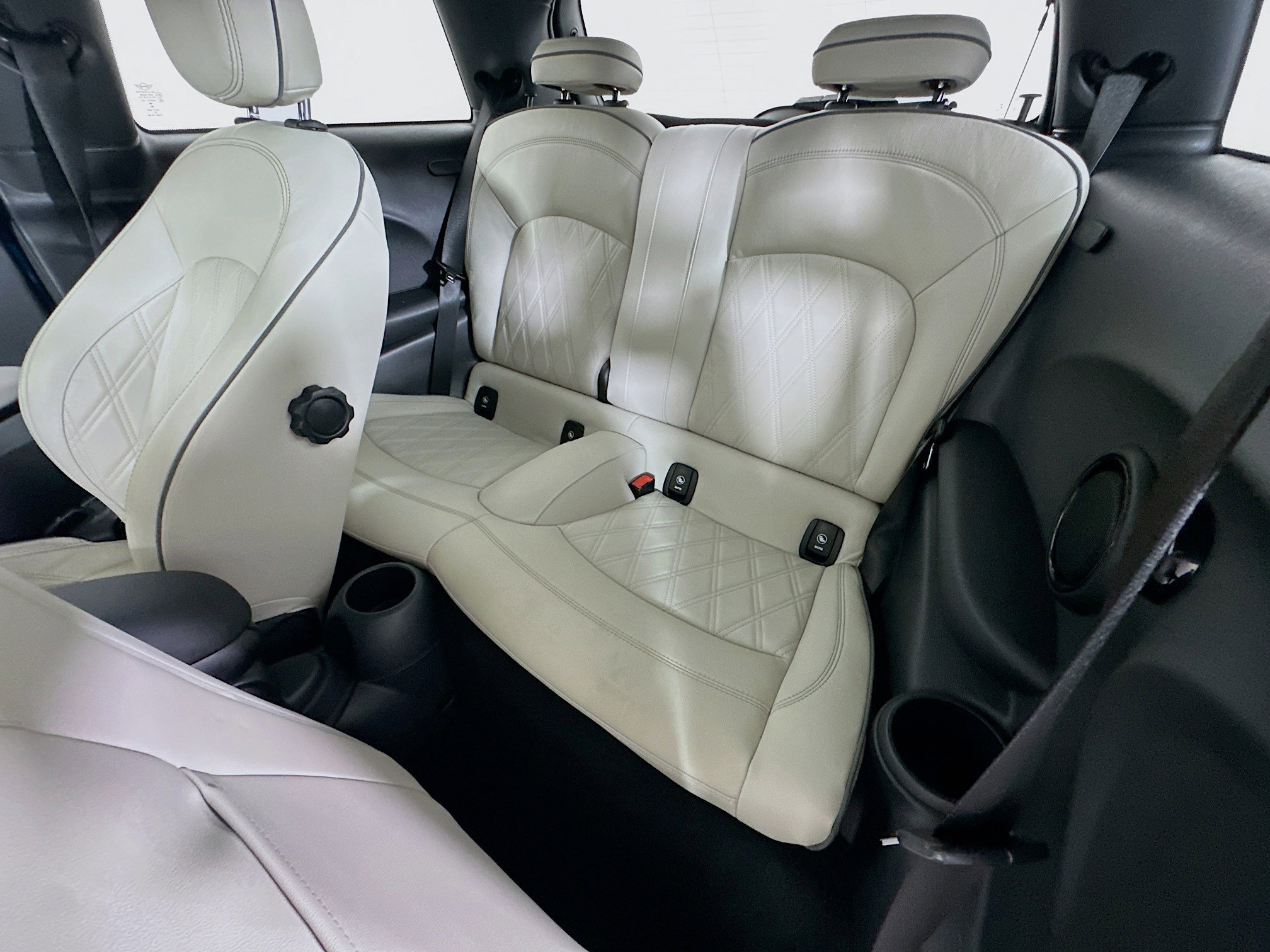 2023 MINI Hardtop 2 Door SE - Photo 26