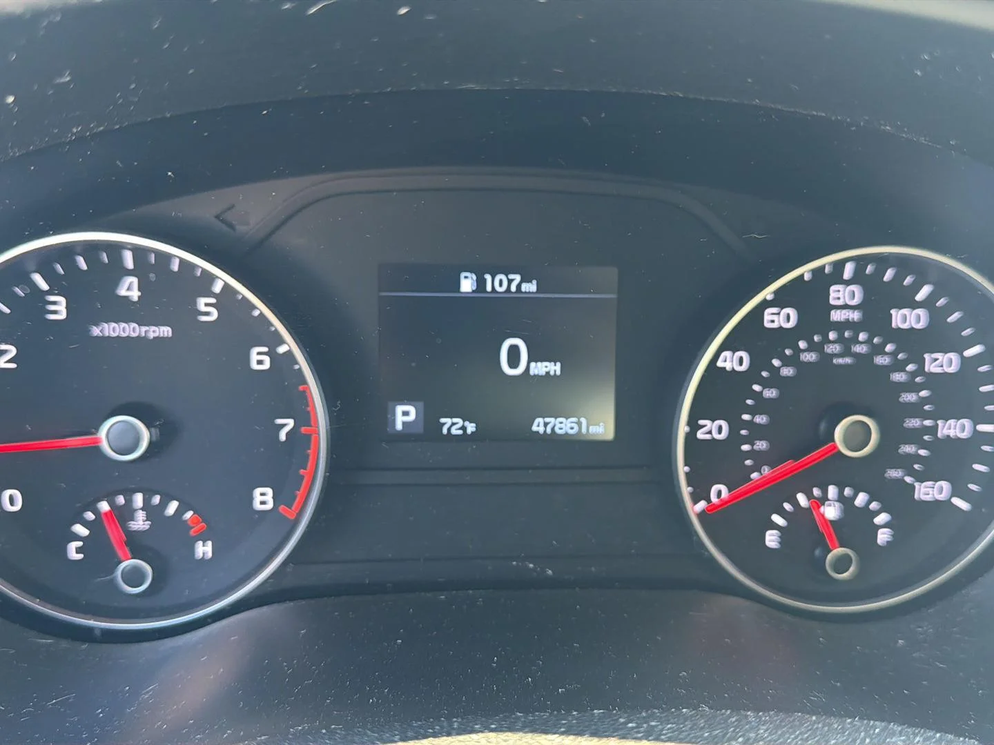 Used 2021 Sparkling Silver Kia LX image 10