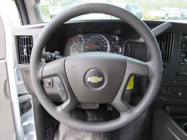 Certified Used 2025 Summit White Chevrolet WT image 14