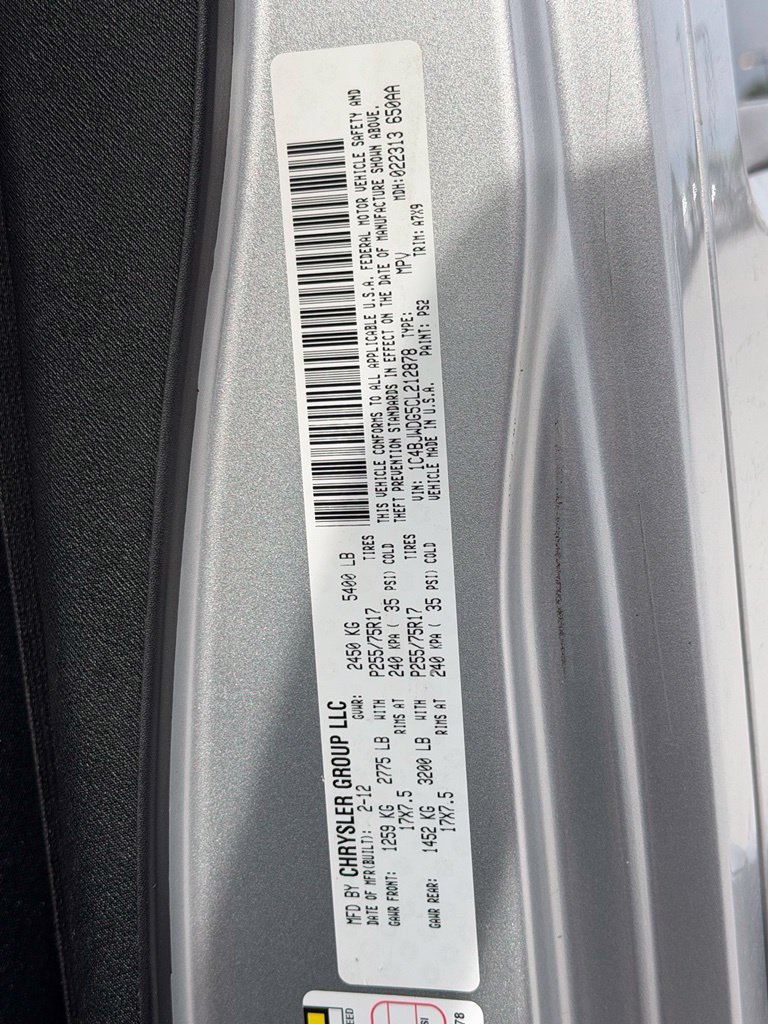 Used 2012 Silver Jeep Unlimited Sport S image 29