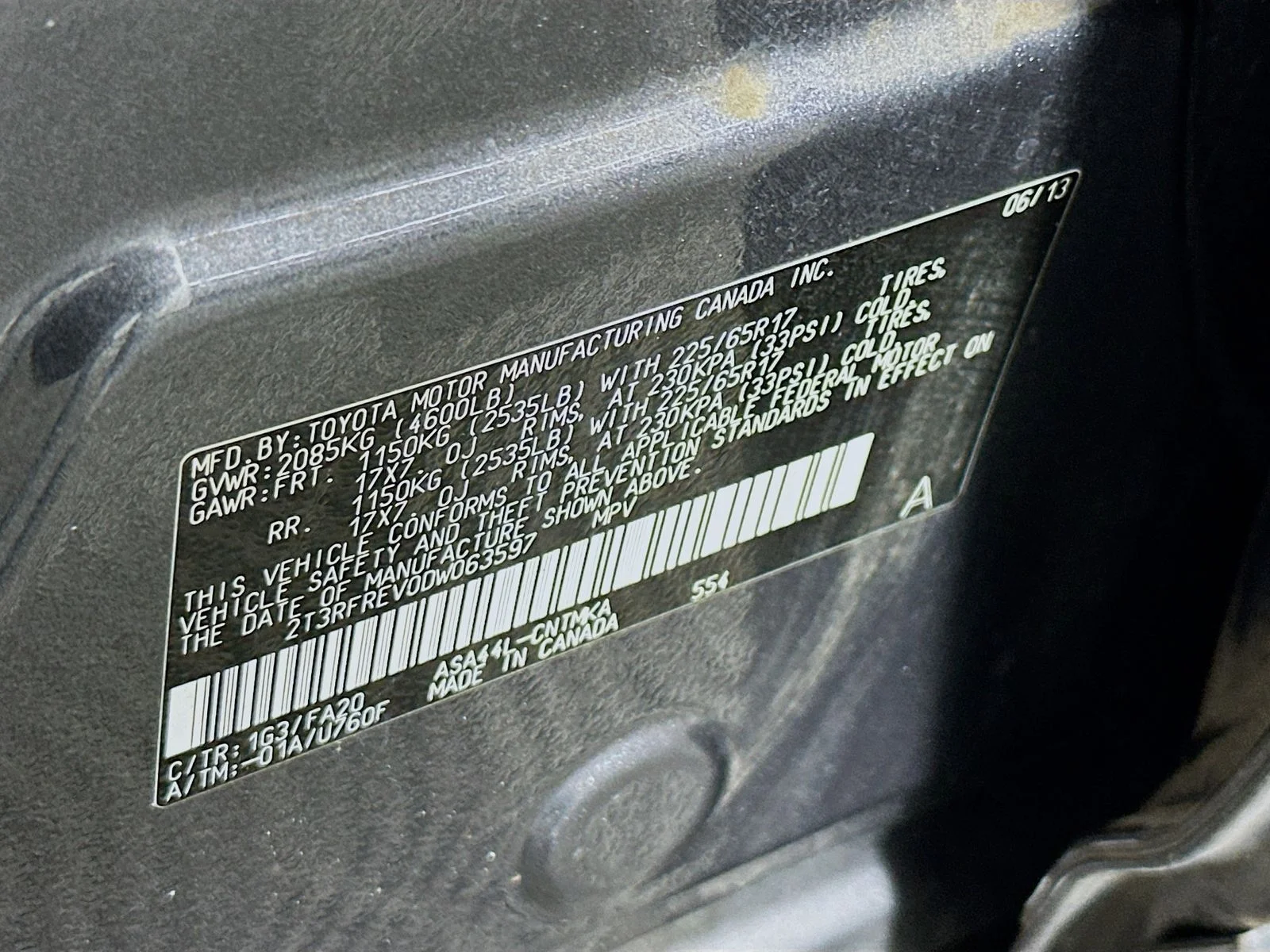 Used 2013 Gray Toyota XLE image 30
