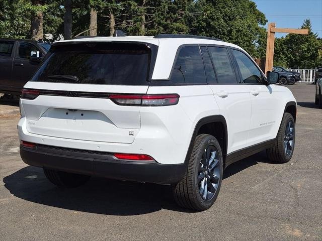 New 2026 Bright White Clear-Coat Exterior Paint Jeep 85th Anniversary Edition image 7