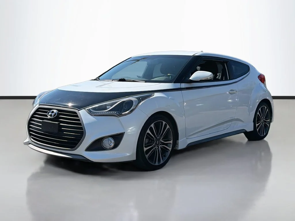 Used 2016 White Hyundai Turbo image 2