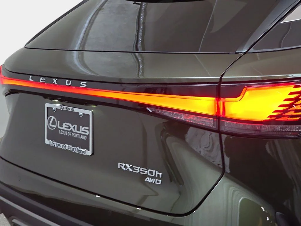New 2026 Nori Green Pearl Lexus LUXURY image 31