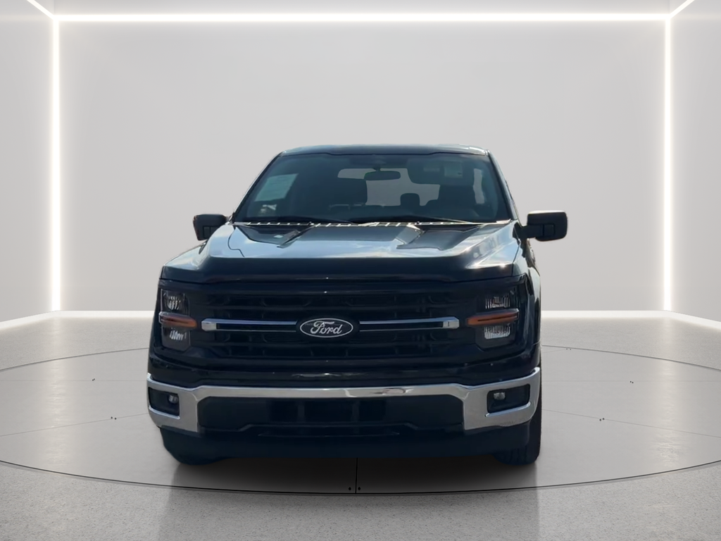 Used 2025 Black Metallic Ford XLT image 2