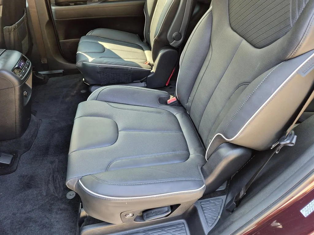 Used 2024 Red Hyundai SEL image 26