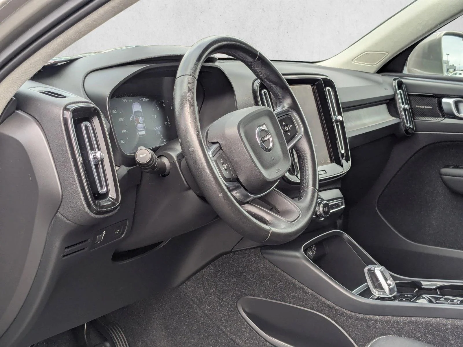 Used 2021 Thunder Grey Metallic Volvo Inscription image 10