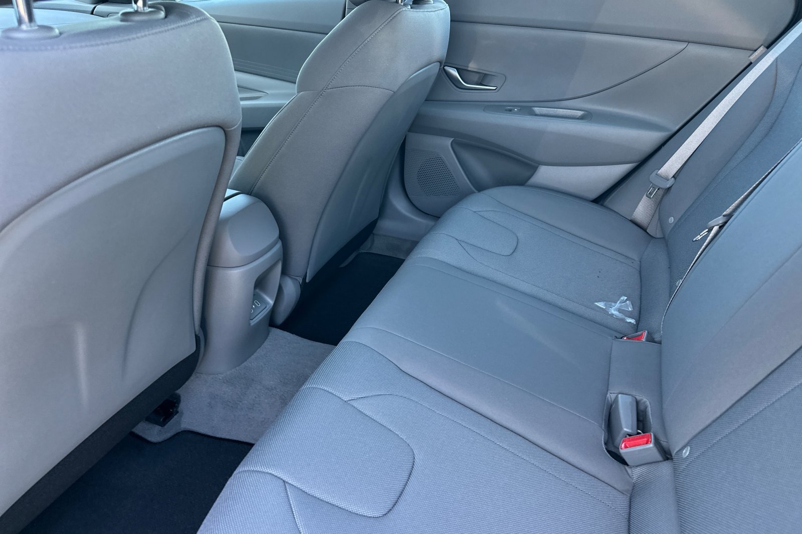 New 2026 Ecotronic Gray Hyundai SE image 31