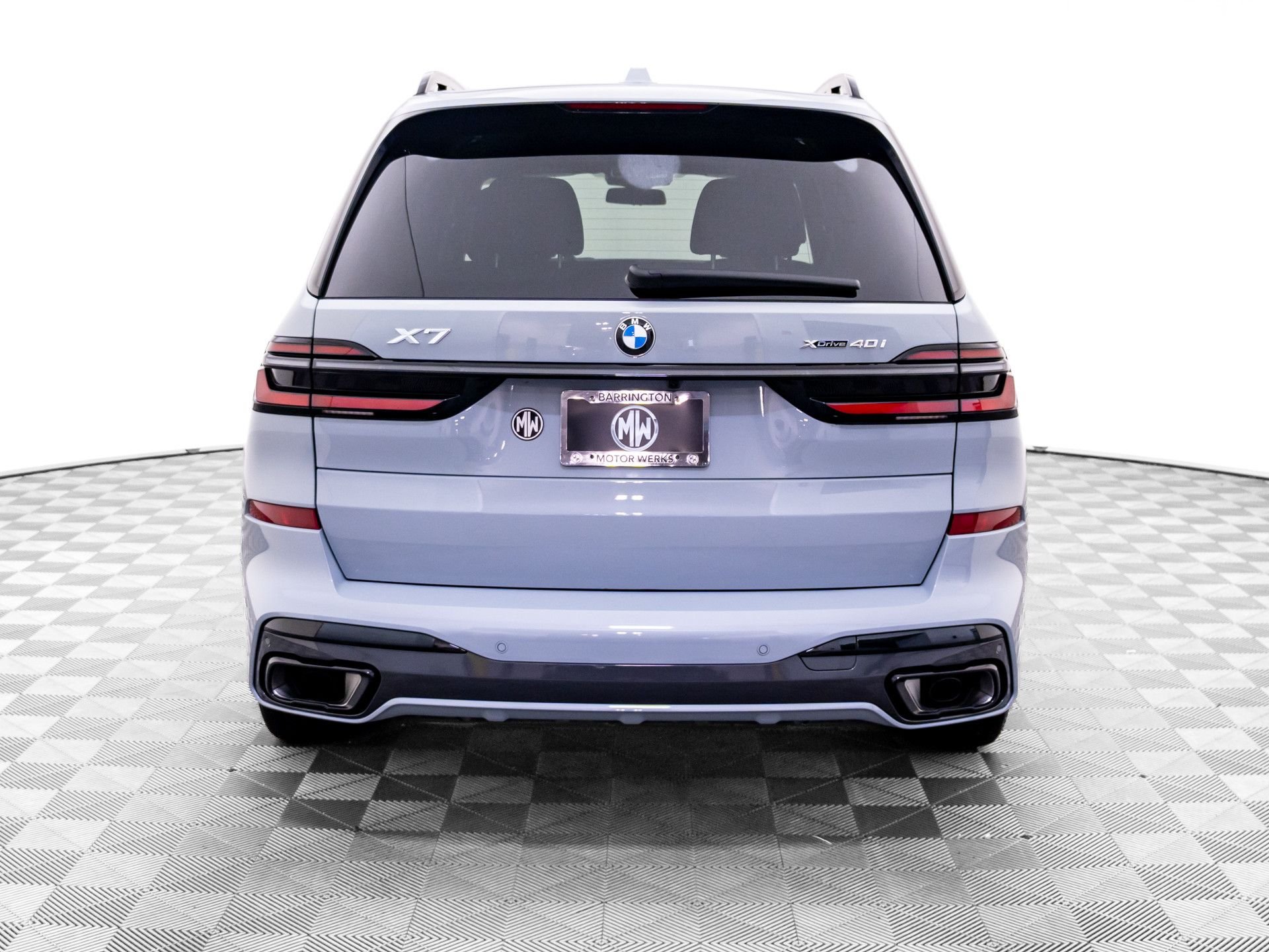 Certified Used 2026 Brooklyn Grey Metallic BMW xDrive40i image 4