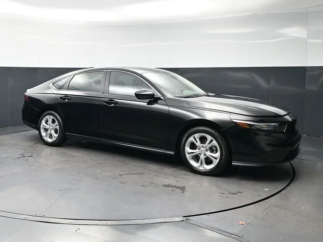 Used 2025 Black Honda LX image 8