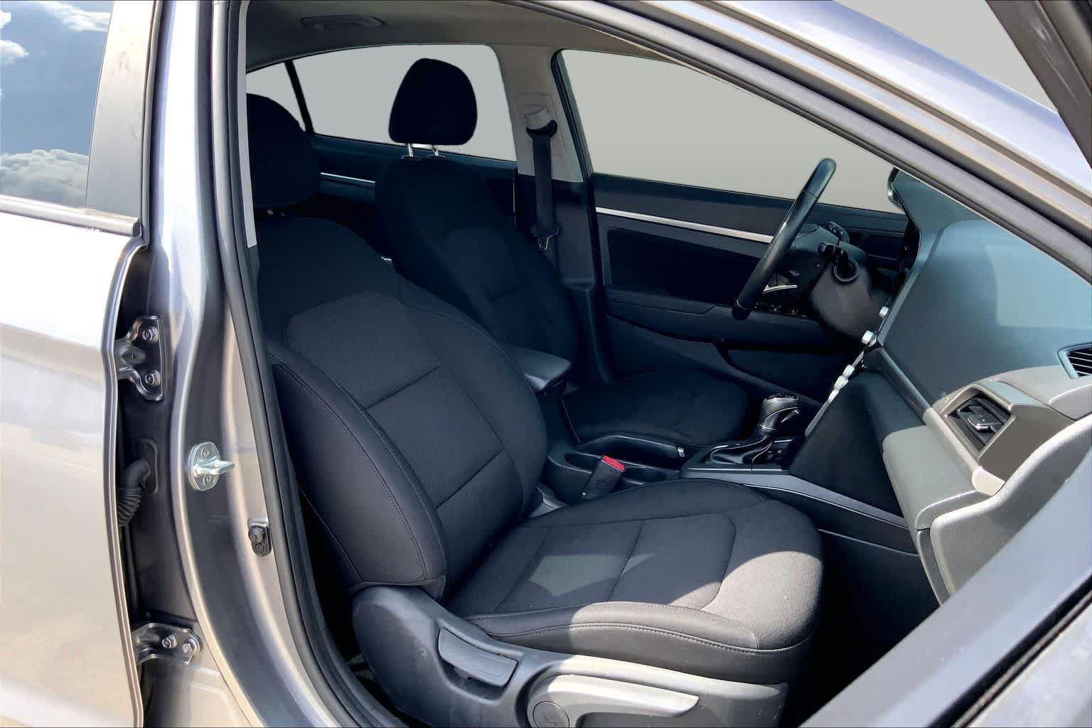 Used 2020 Machine Gray Hyundai Value Edition image 8