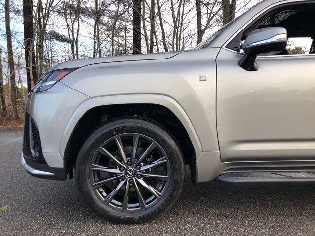 2026 Lexus LX 600 F-Sport - Photo 38