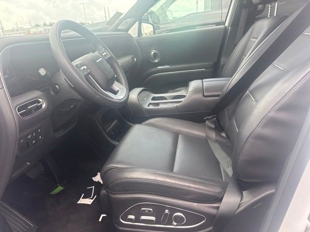 Used 2026 Pearl Hyundai Calligraphy image 7