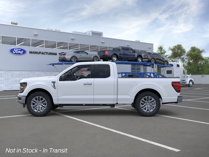 New 2026 Oxford White Ford XLT image 3