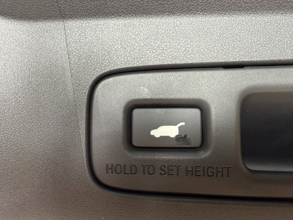 New 2026 Platinum White Pearl Acura Base image 35