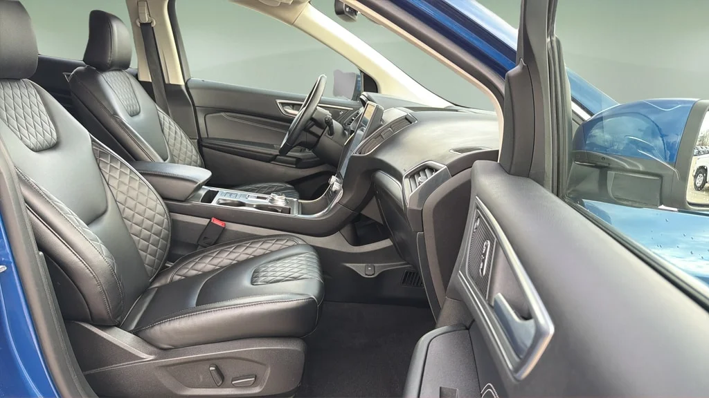 Used 2023 Blue Metallic Ford Titanium image 11