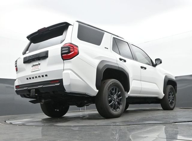 New 2026 Ice Cap Toyota SR5 image 24