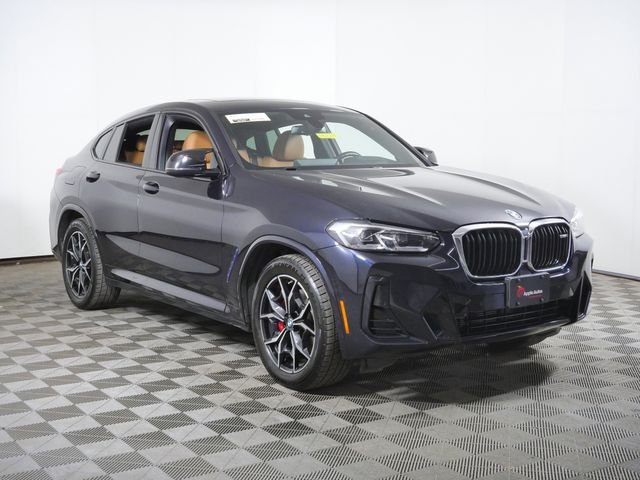 2022 BMW X4 M40i's photo