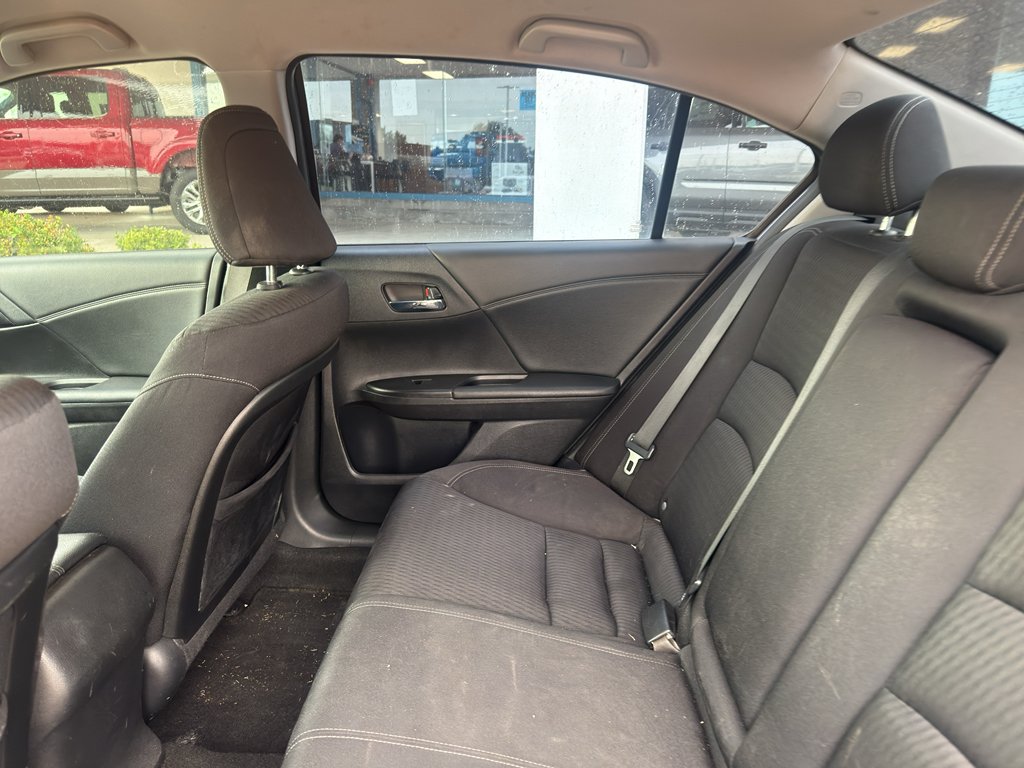 Used 2014 Modern Steel Metallic Honda Sport image 5
